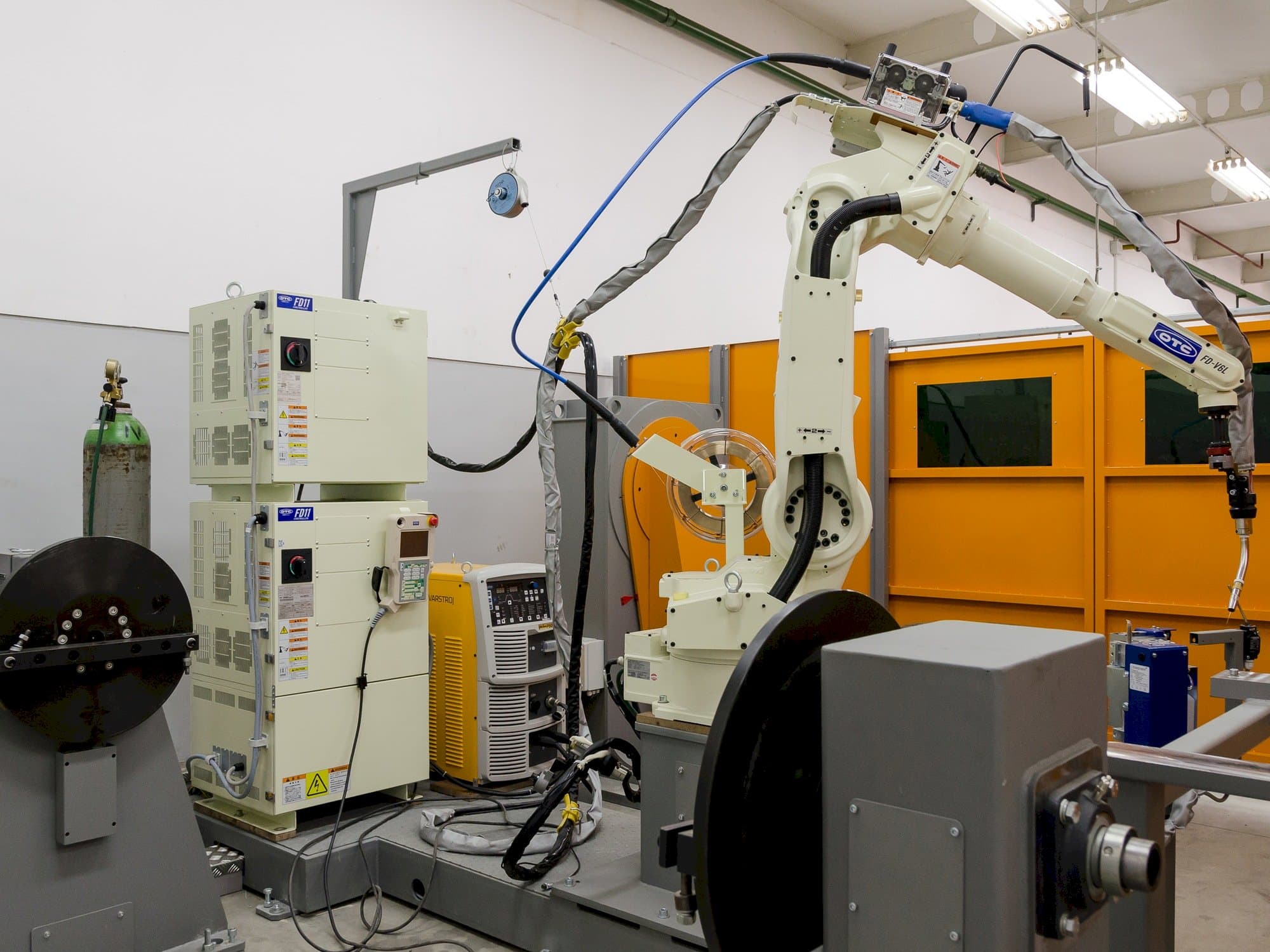 Front view of Other Otc Daihen Fd11 machine