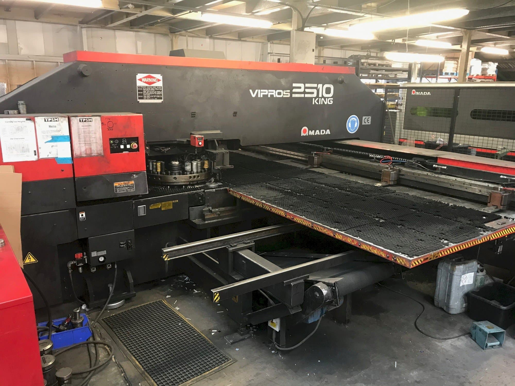 Front view of AMADA VIPROS 2510 KING machine