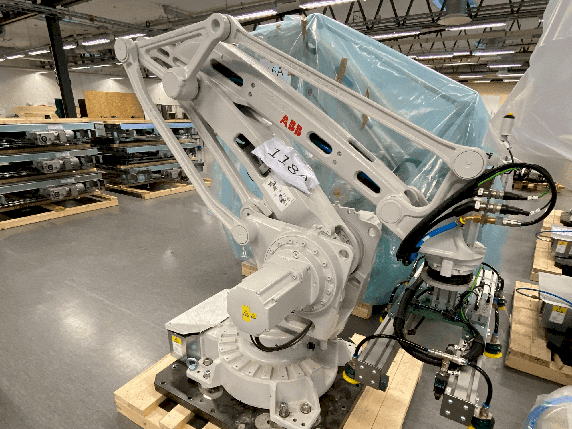 Front view of ABB IRB 460-110/2.4  machine