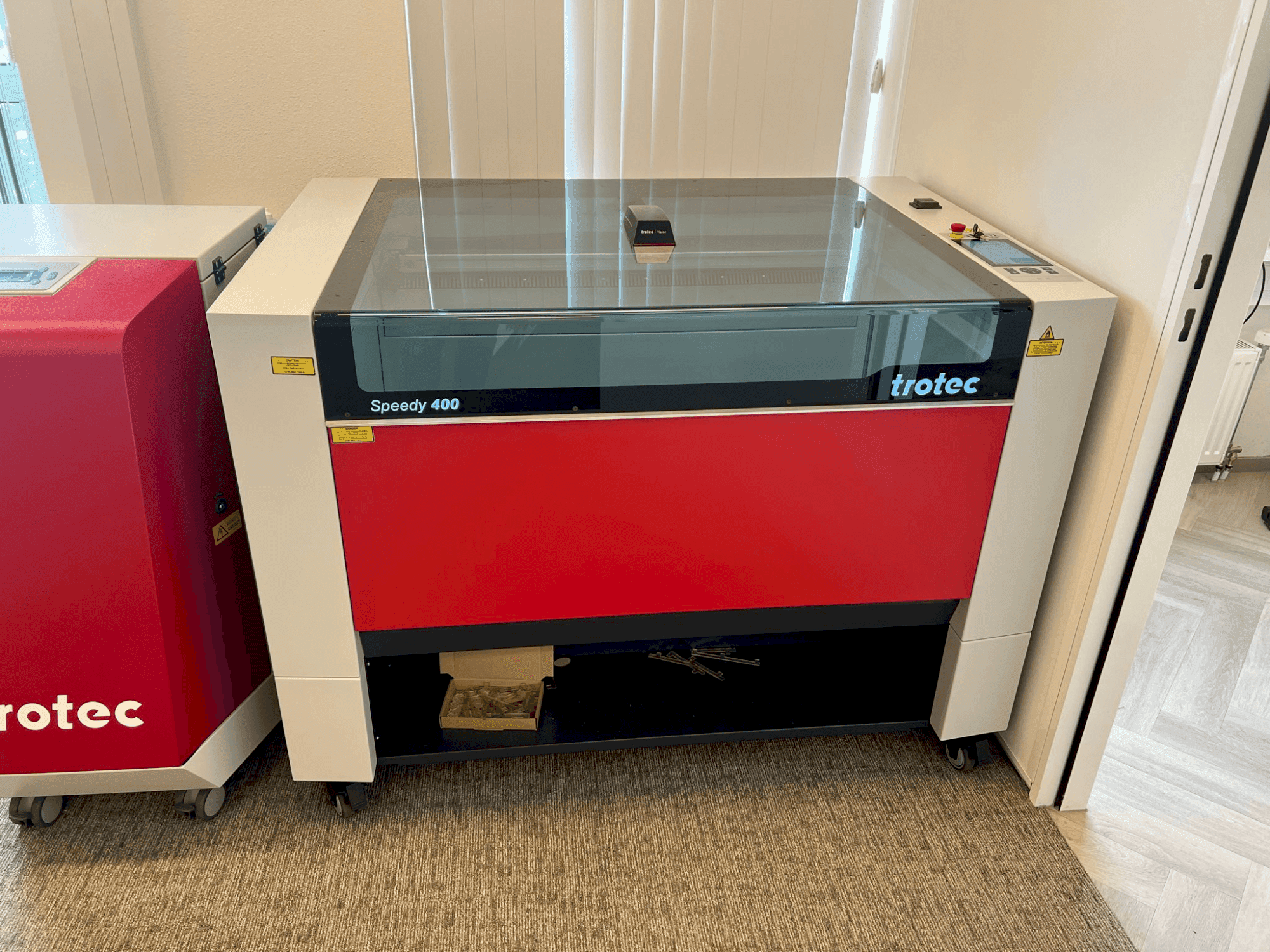 Front view of Trotec Speedy 400 machine