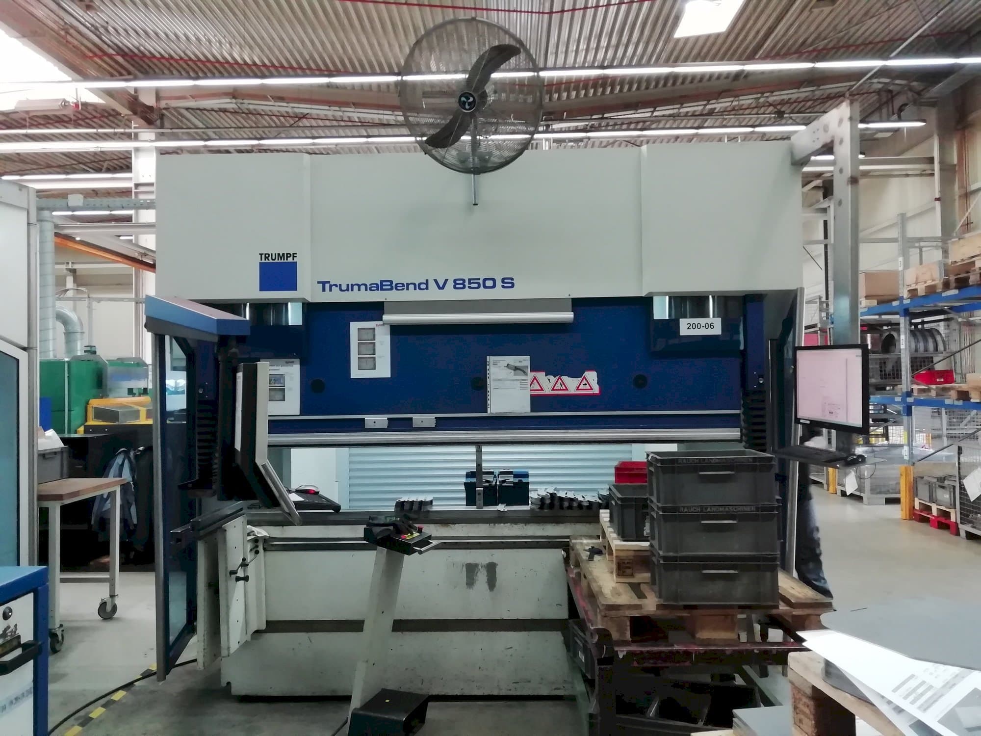 Front view of Trumpf TrumaBend V 850 S machine