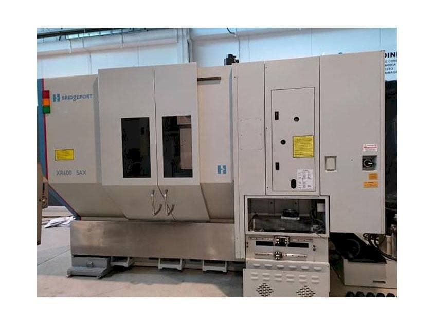 Front view of HARDINGE XR 600 5AX machine