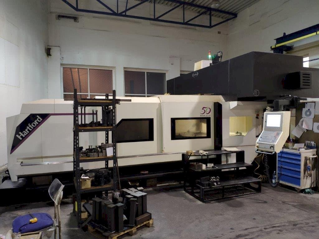 Front view of Hartford SW-426 machine