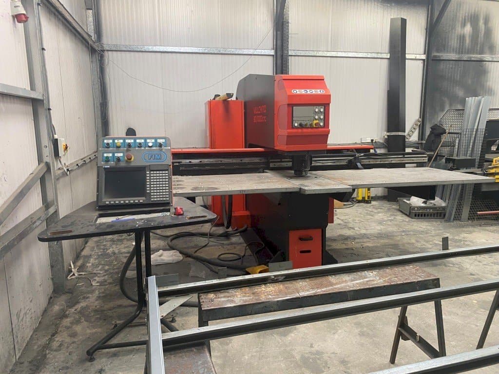 Front view of FIM Vulcano 30/1000CNC machine