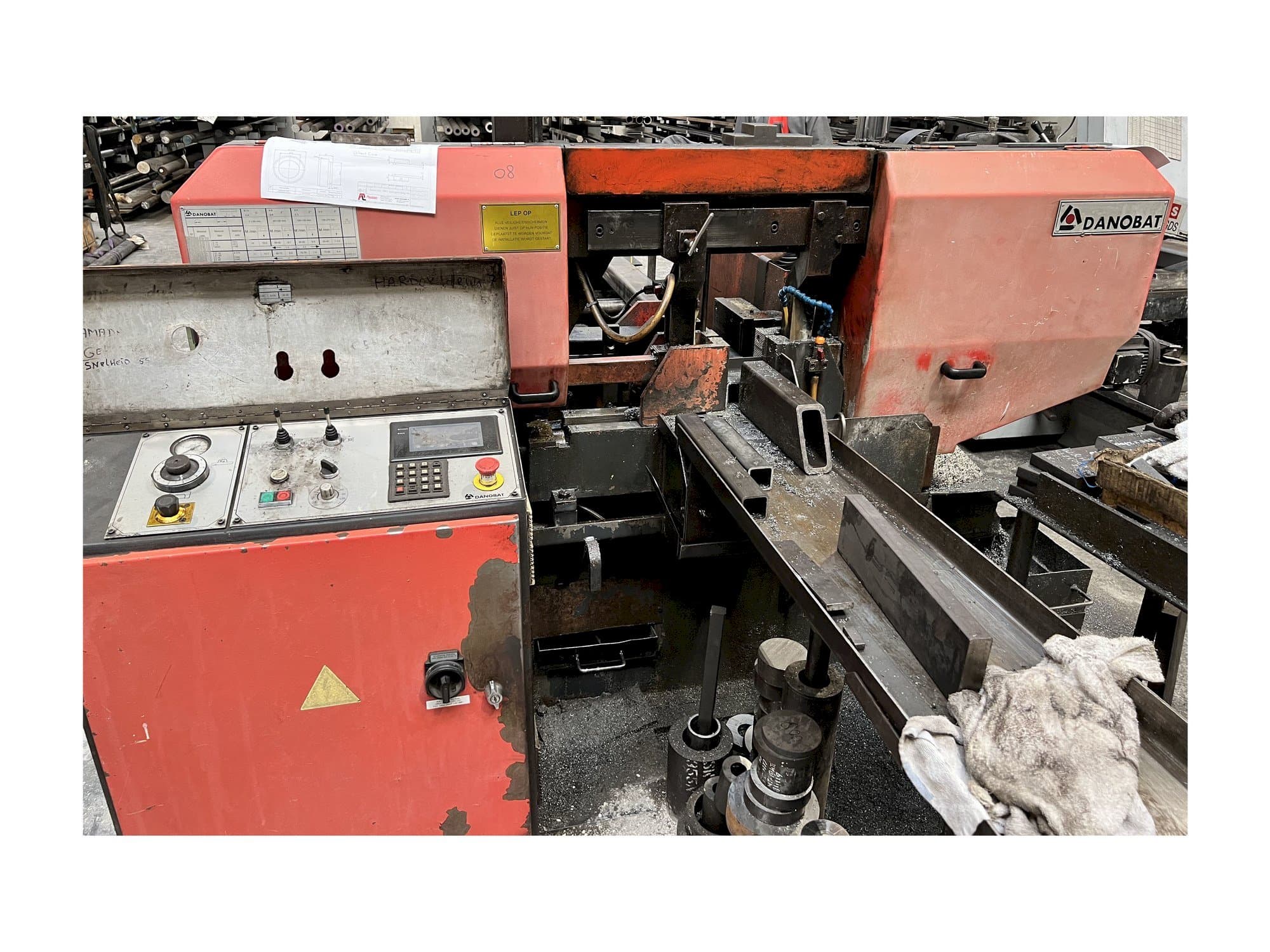 Front view of DANOBAT CR 260 AF CN  machine