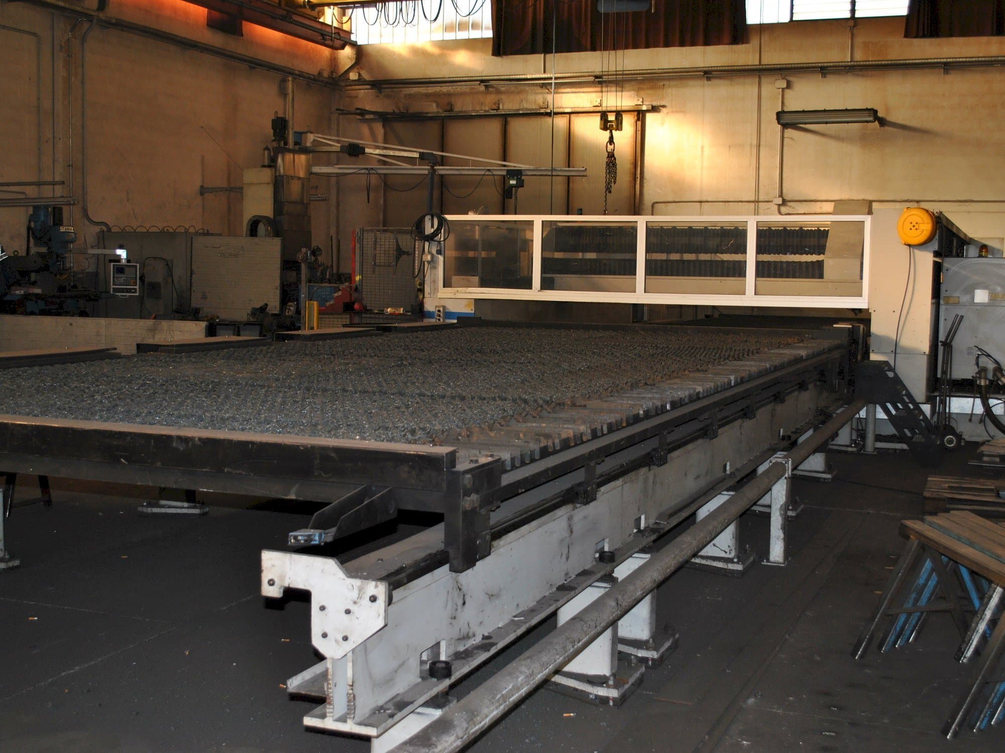 Front view of LVD IMPULS 8031 machine