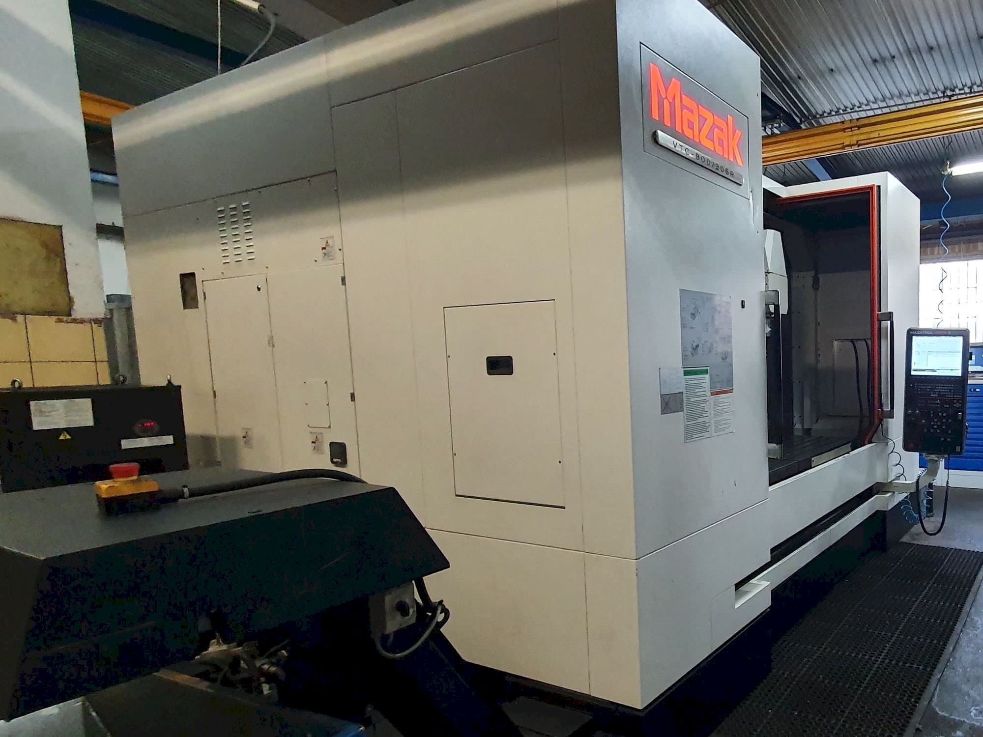 Left view of Mazak VTC-800/20SR machine