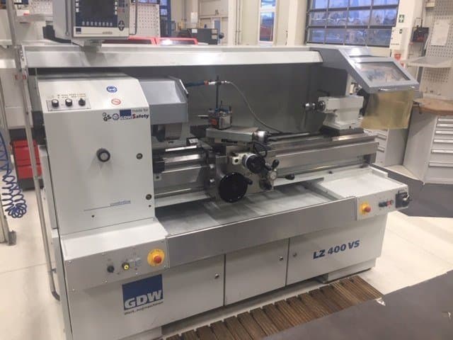 Front view of GDW LZ400 VS machine