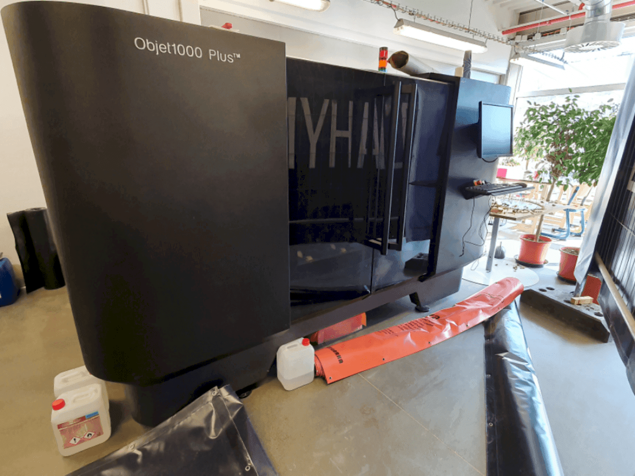 Front view of Stratasys Objet 1000 Plus machine