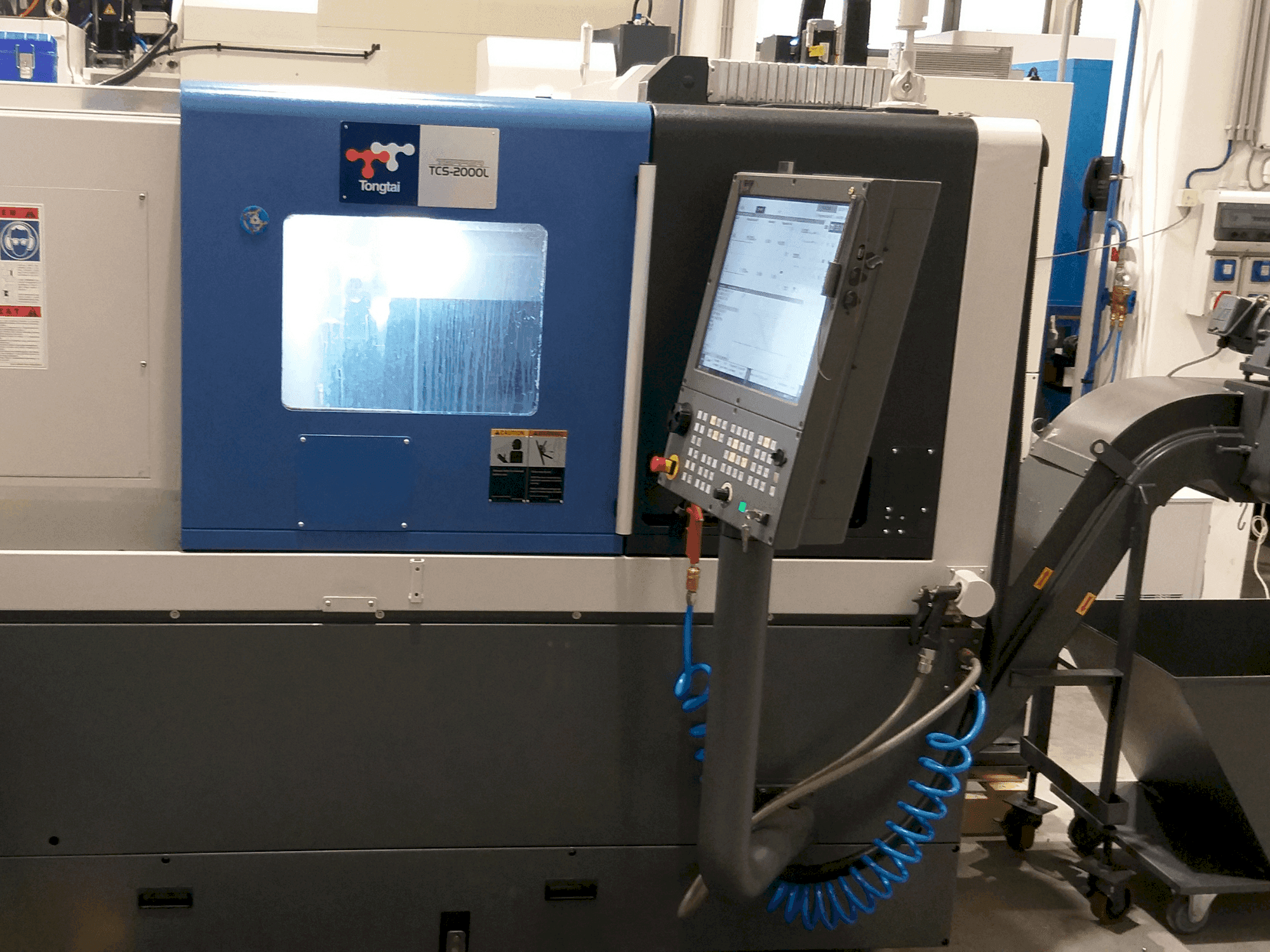 Front view of Tongtai TCS2000L  machine