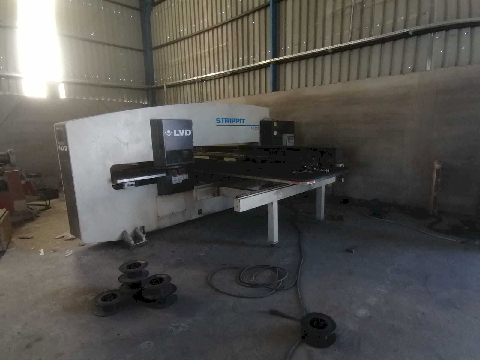 Front view of LVD P-1225 machine