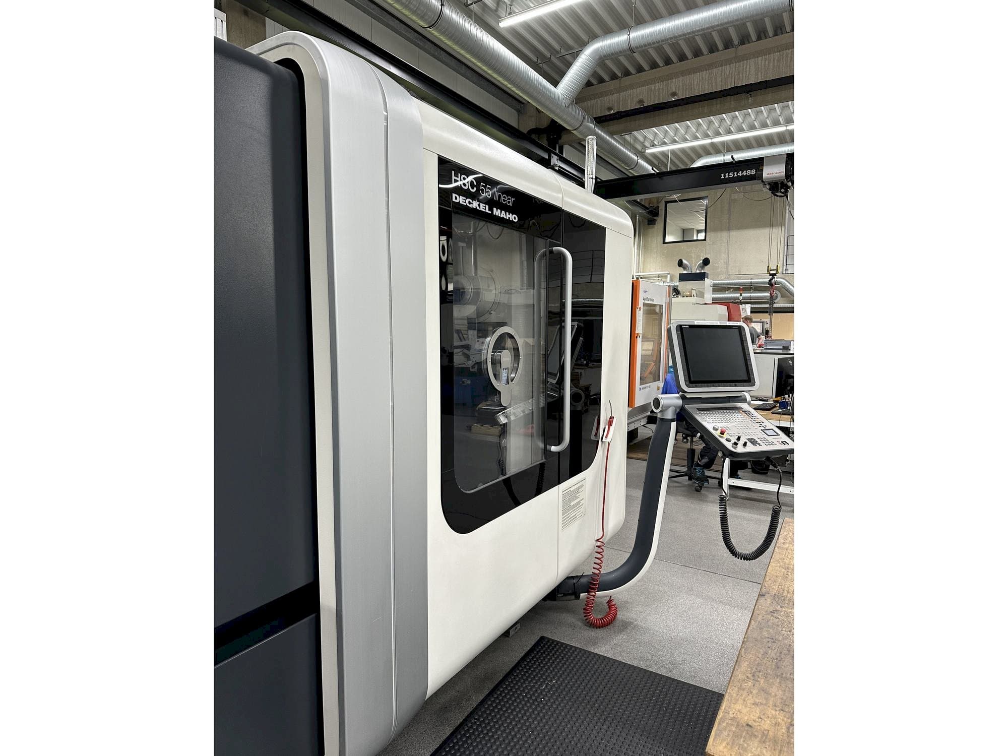 Left view of DMG MORI HSC 55 linear machine