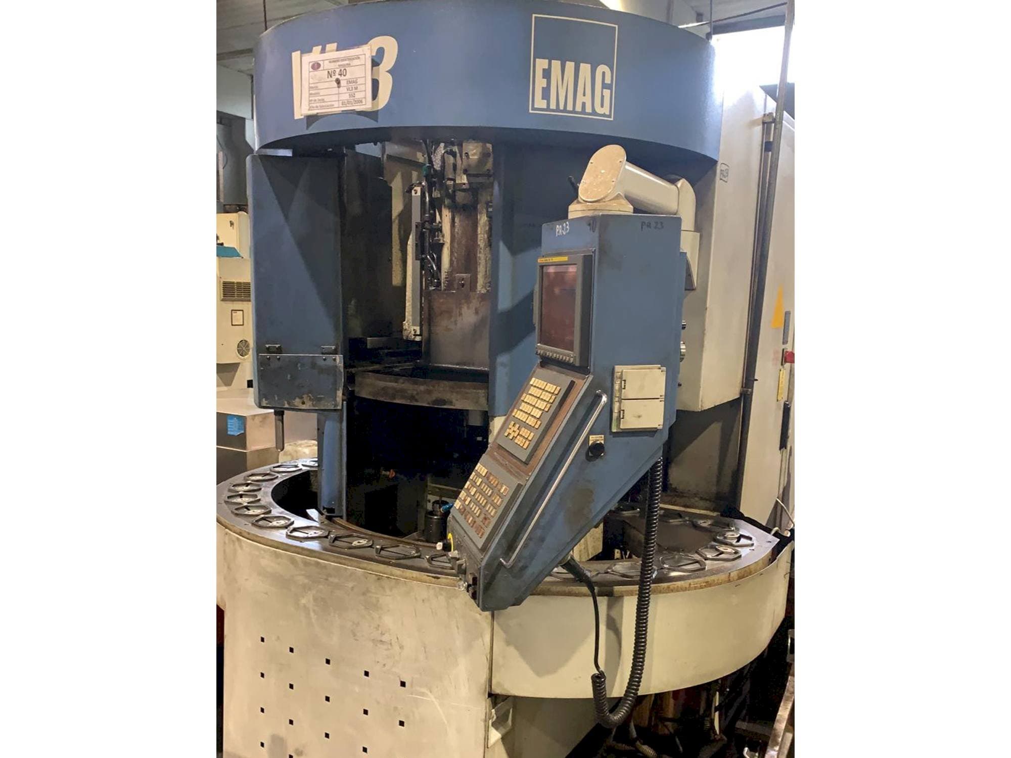 Front view of EMAG VL 3 machine