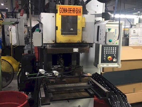 Front view of Kloeckner Desma 956.050 Z0 machine