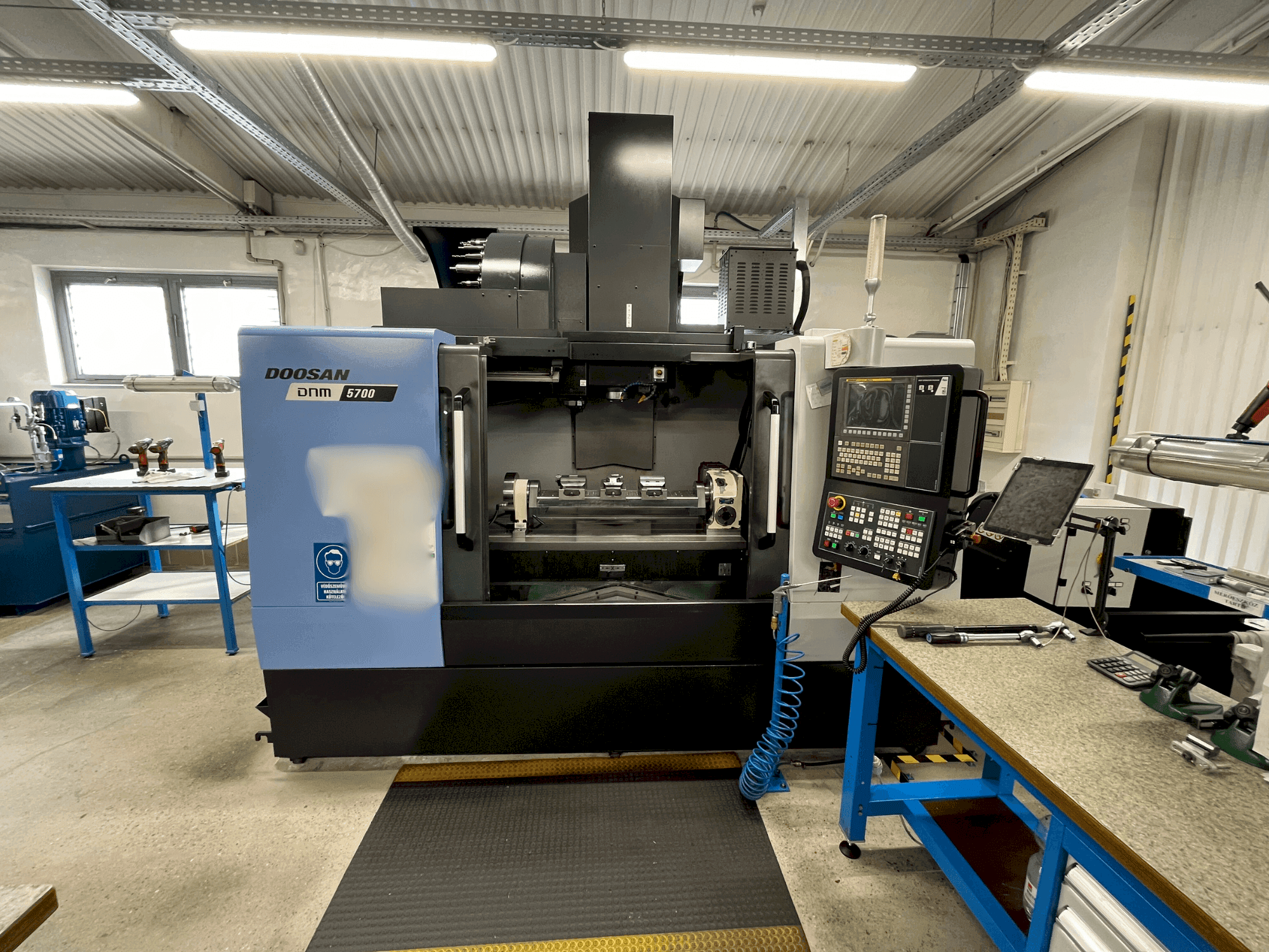 Front view of DOOSAN DNM 5700 machine