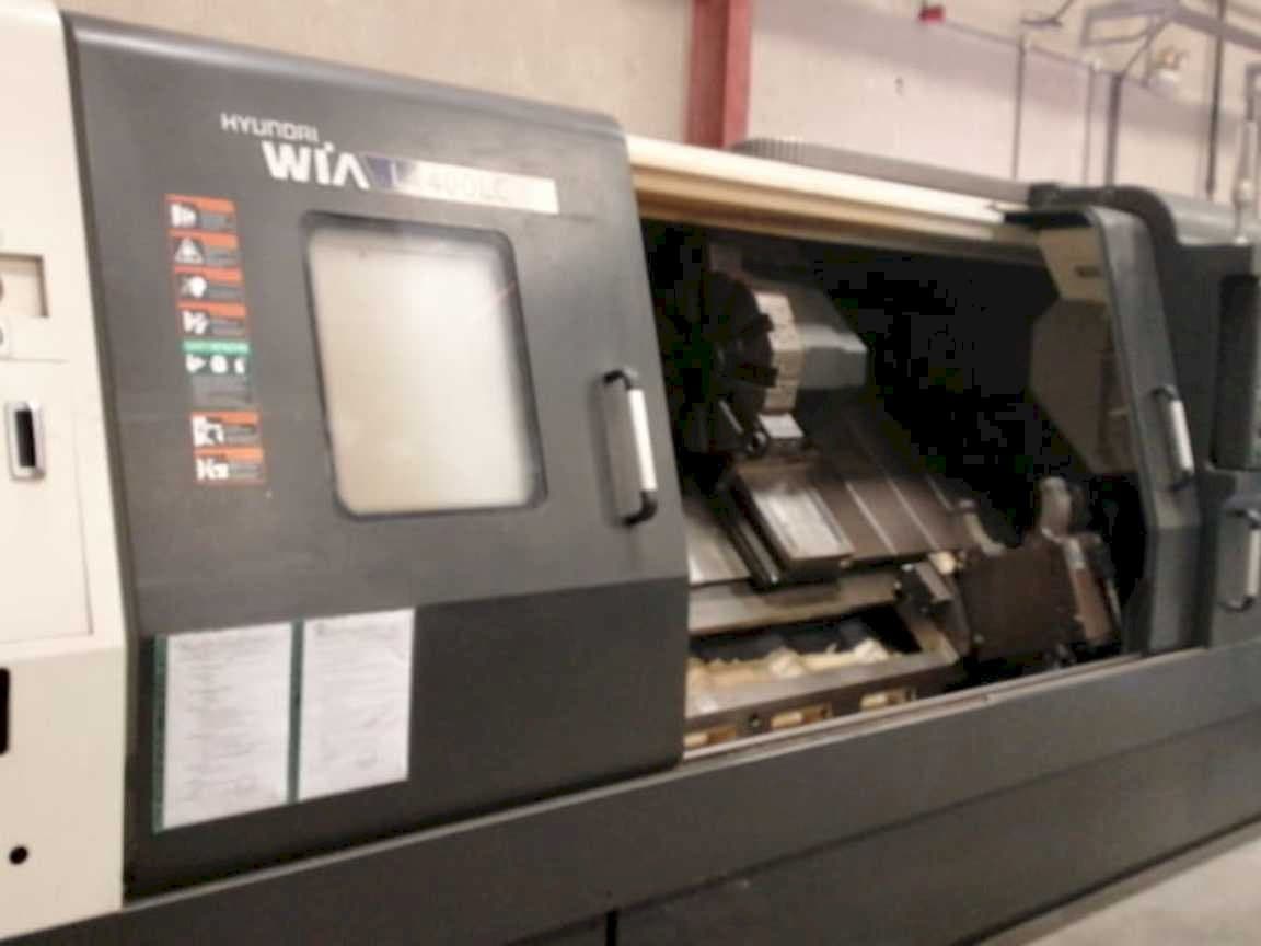 Front view of Hyundai Wia L400LC machine