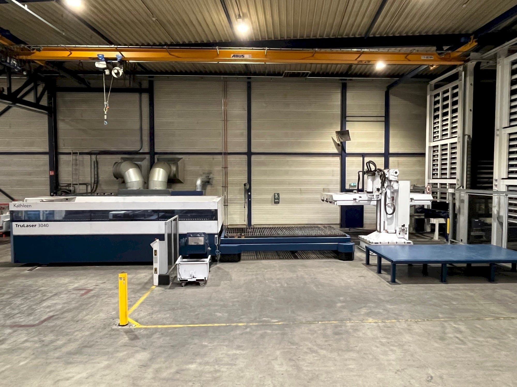 Front view of Trumpf TruLaser 3040 6kW CO2 + Liftmaster machine