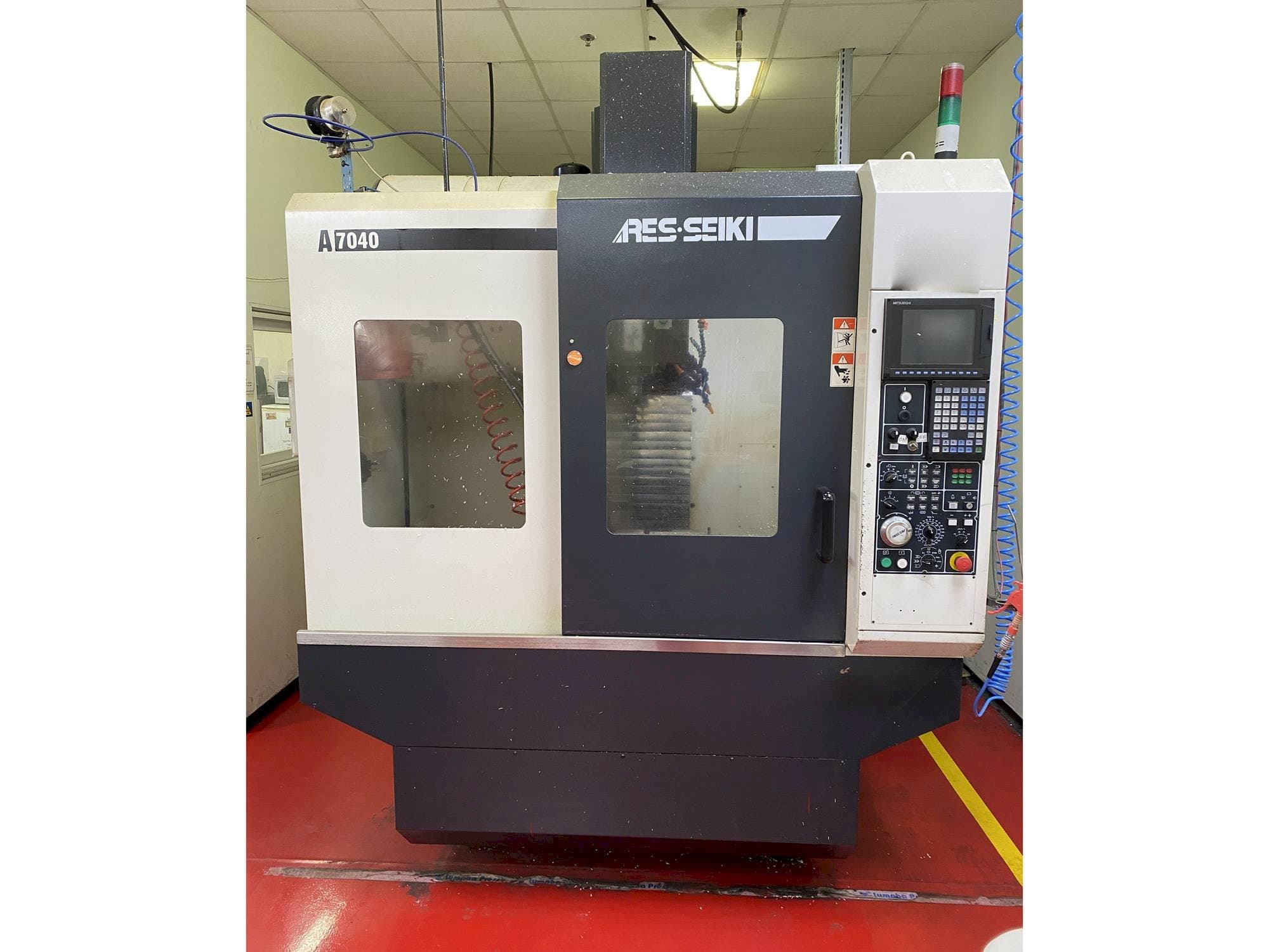 Front view of ARES A7040 machine