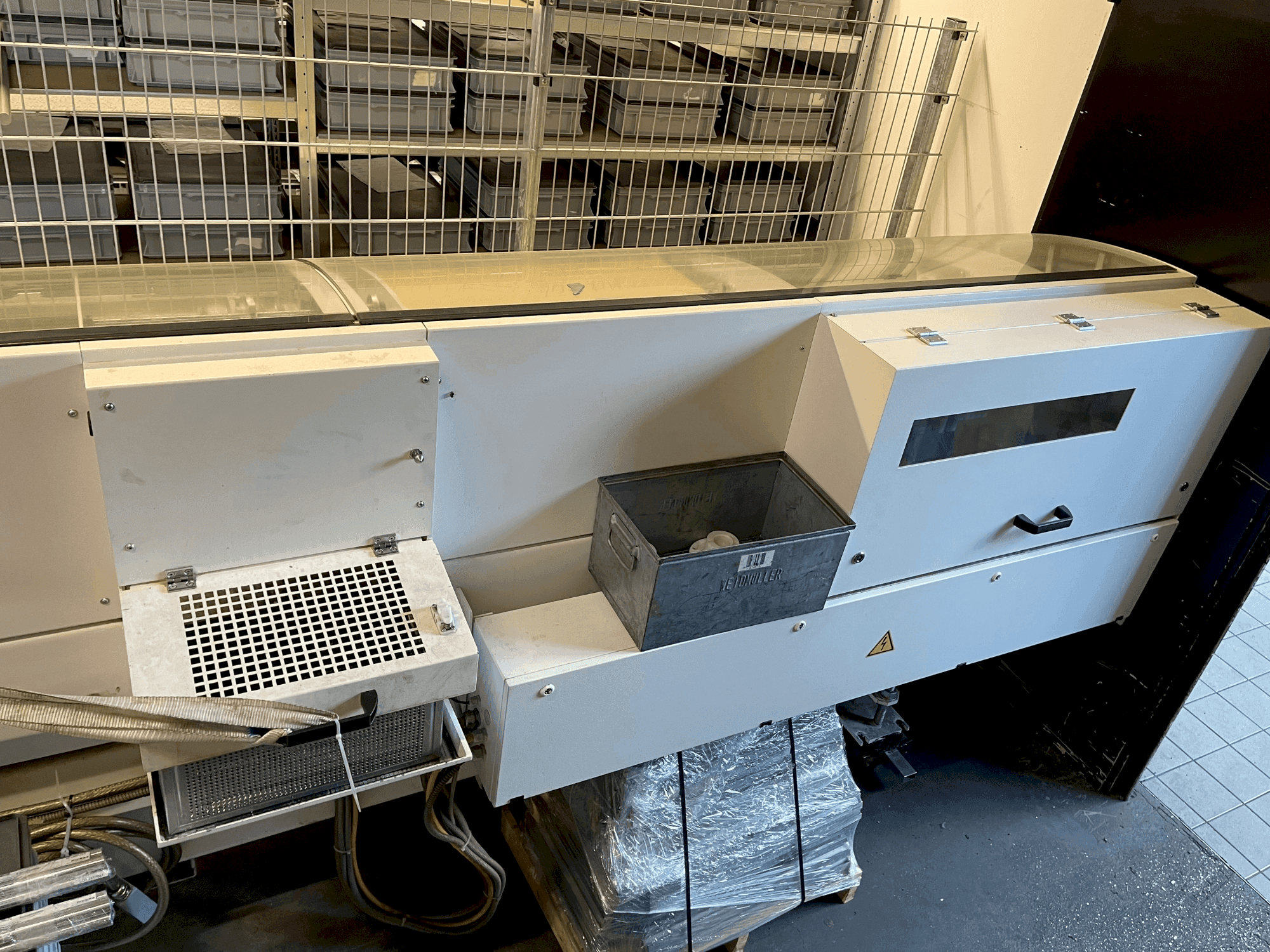 Front view of BREUNING PROFImat 80.8*270/8  machine