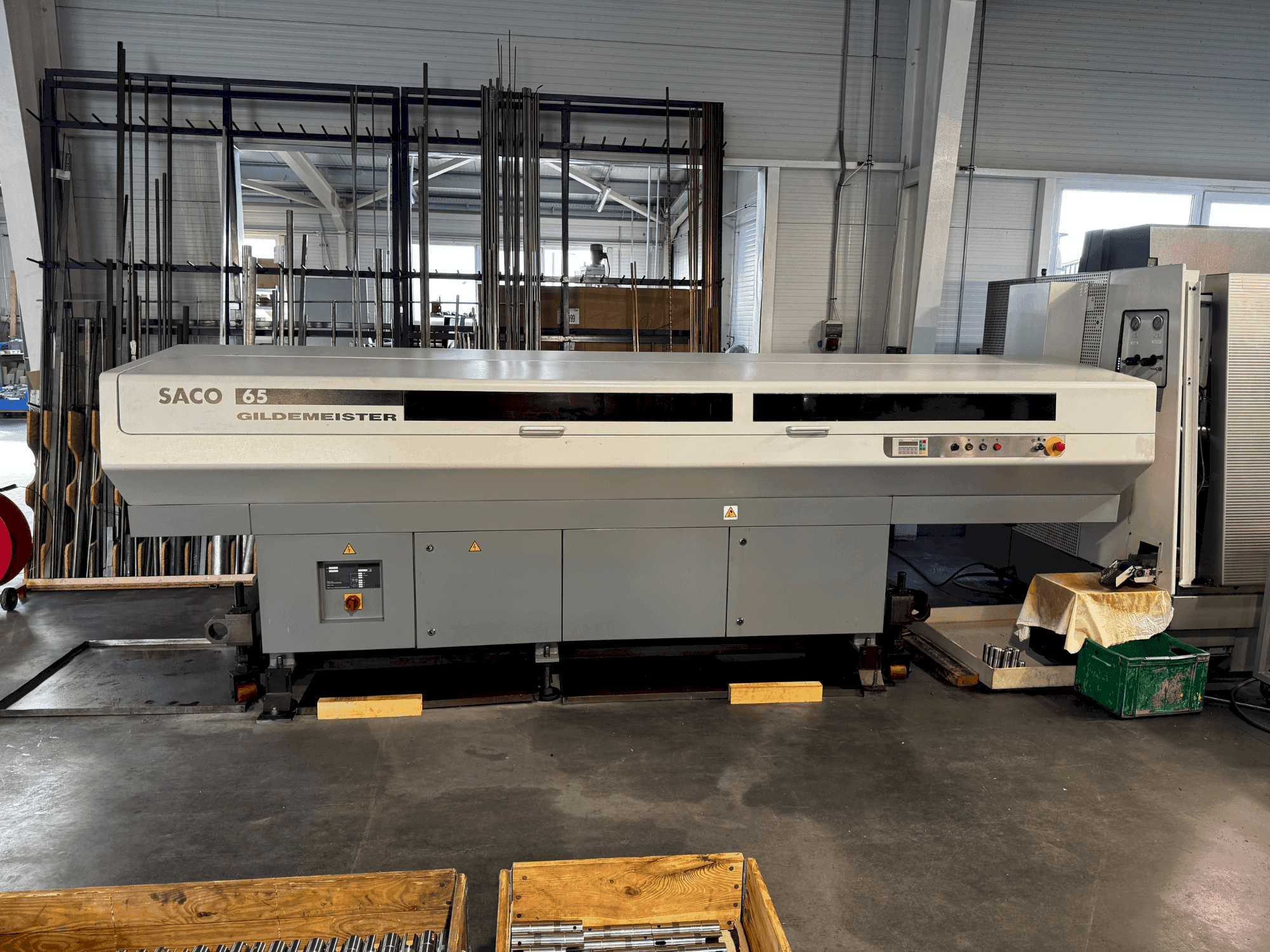 Front view of Gildemeister CTX 420 V6 Linear machine