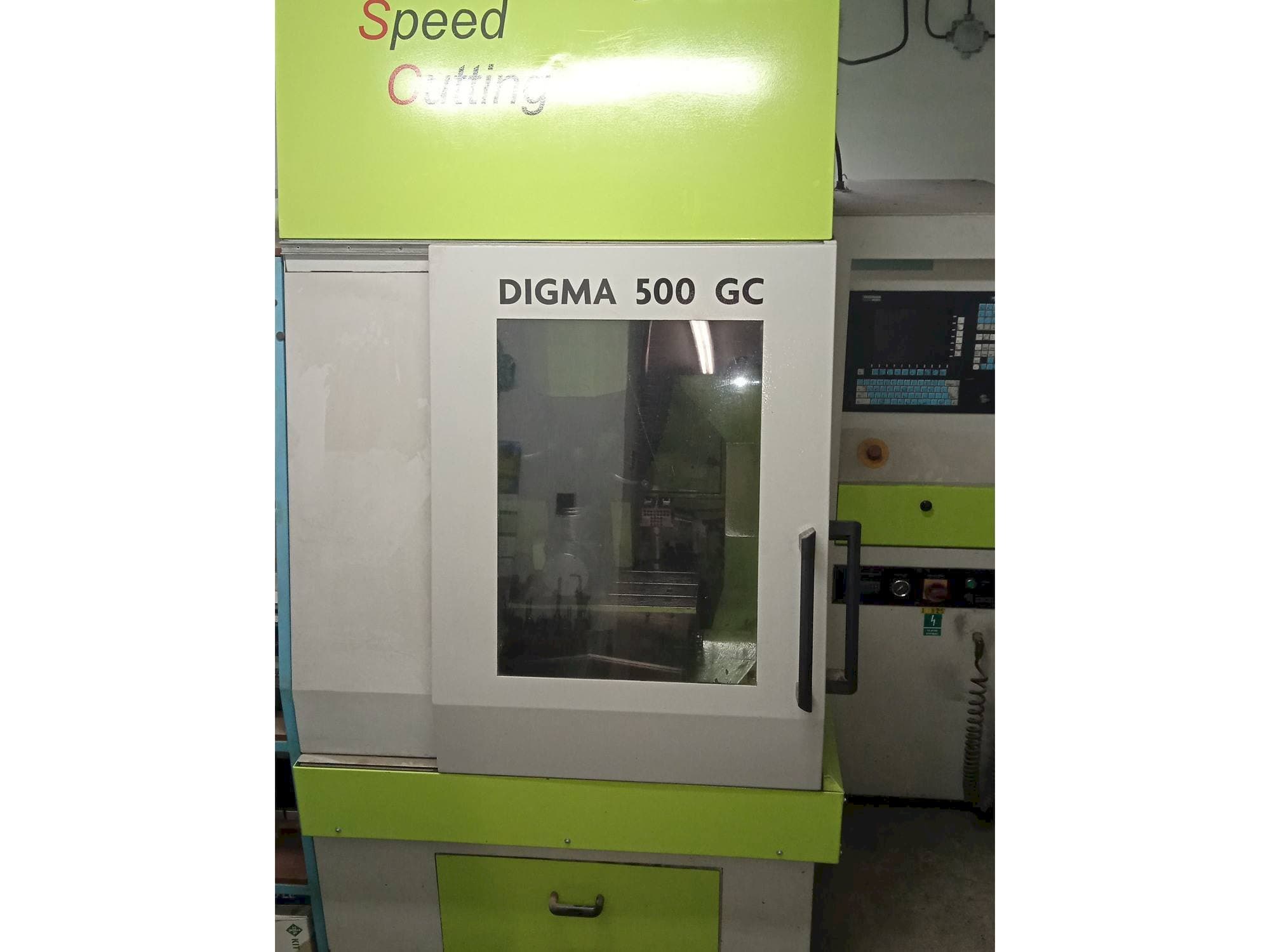 Front view of Exeron Digma 500 GC 5AX machine