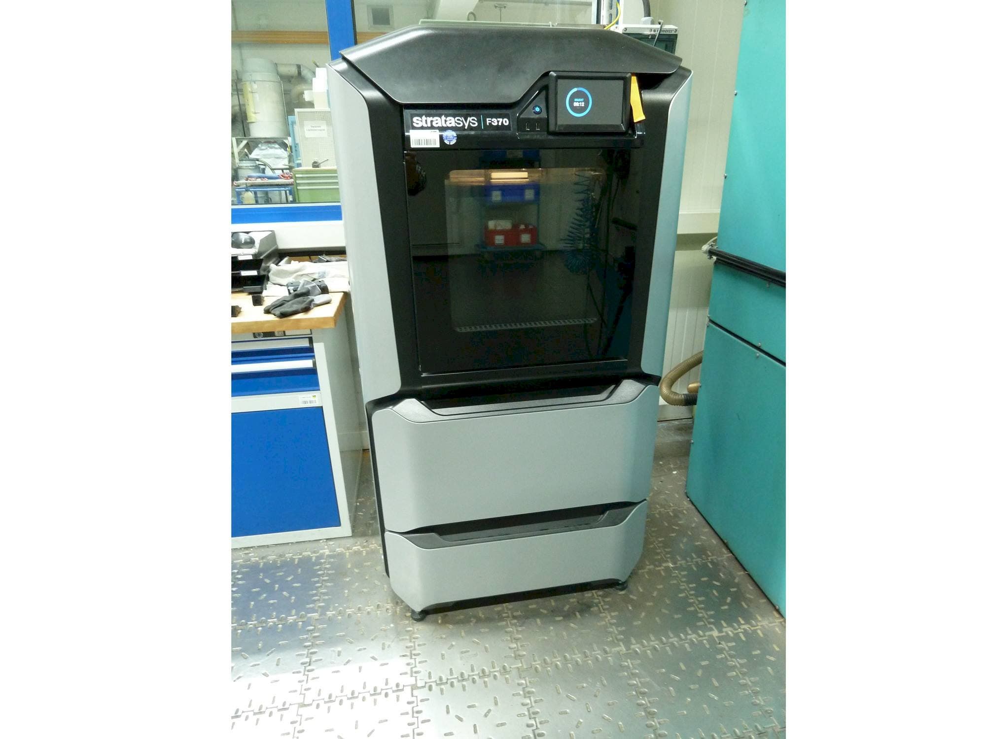 Front view of Stratasys F370 machine