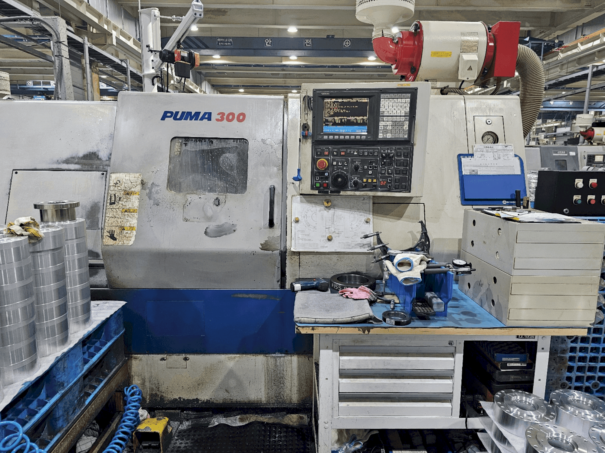 Front view of DOOSAN PUMA 300 C machine