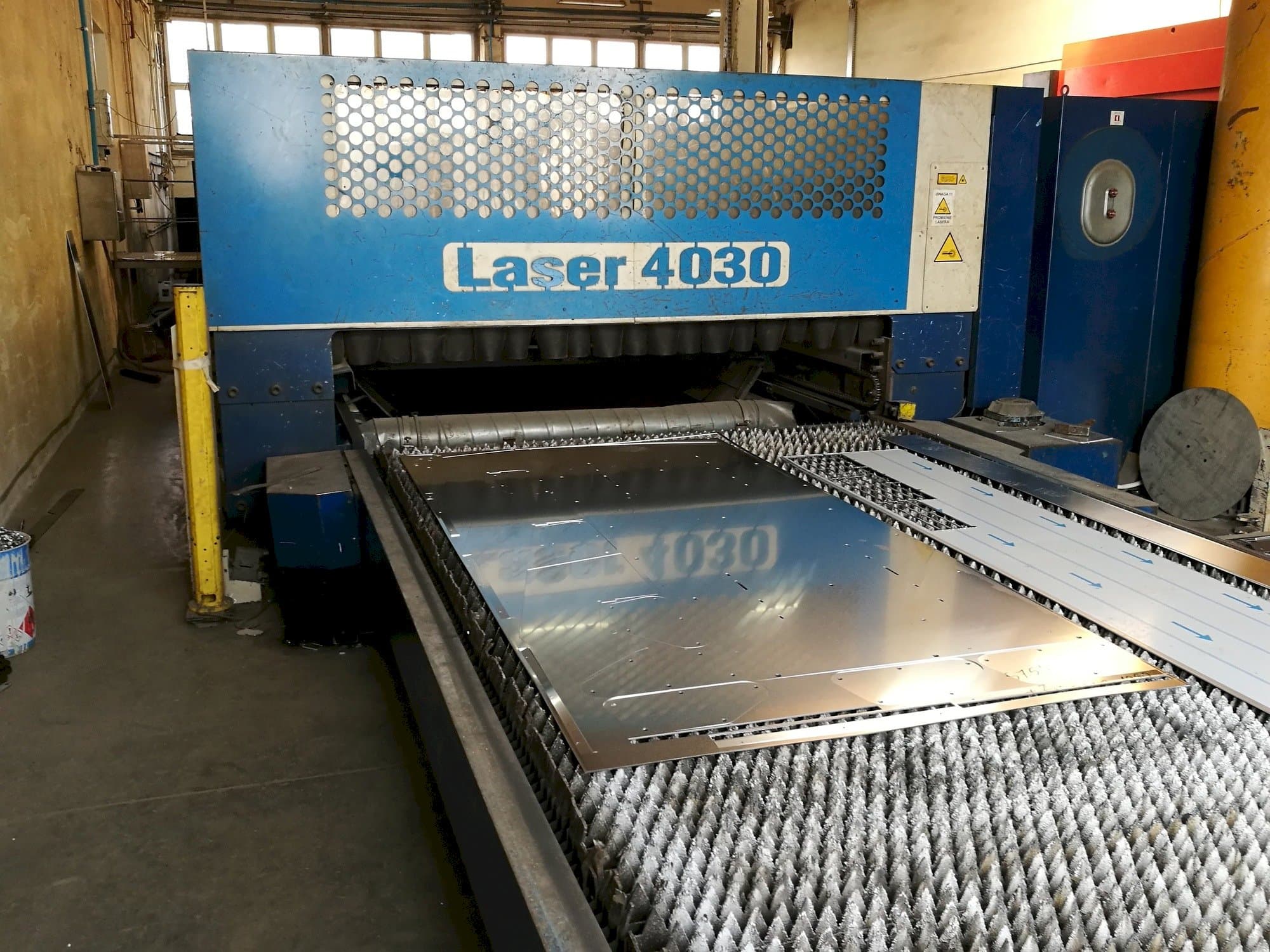 Front view of Trumpf Trumatic L4030 machine