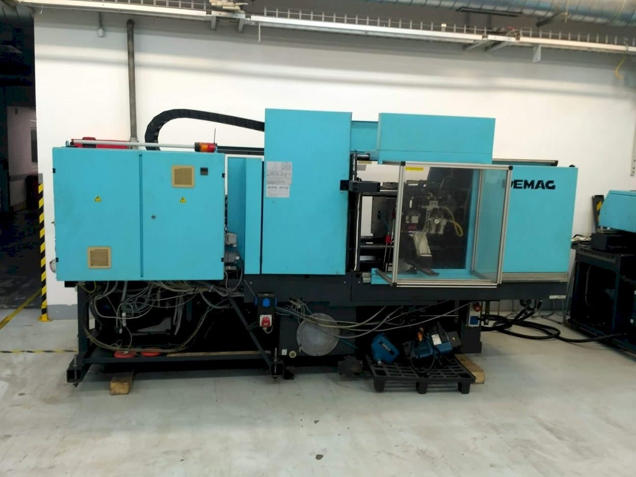 Front view of DEMAG Ergotech Concept 800-200 machine