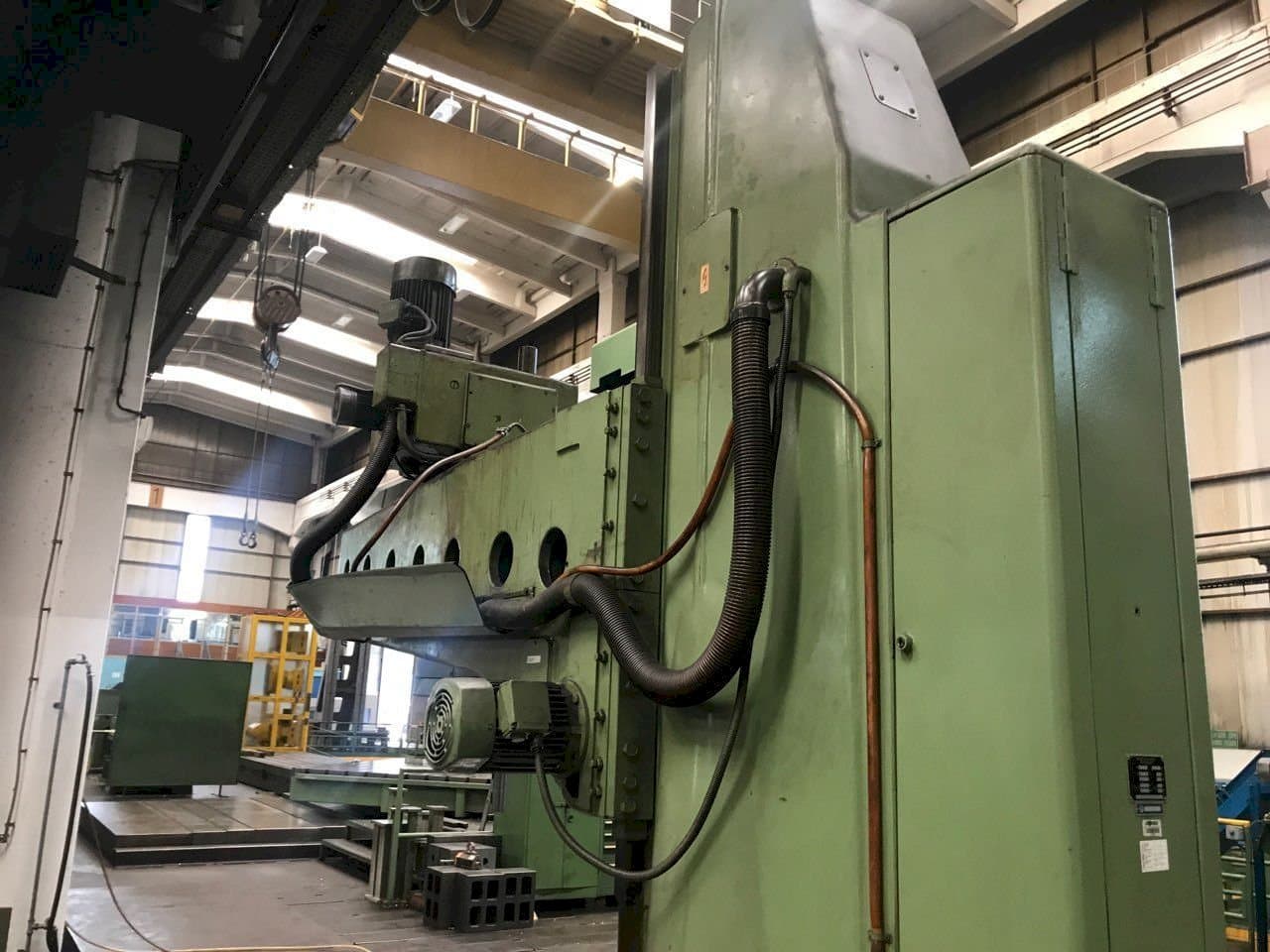 Front view of TOS Vrp 8 A machine