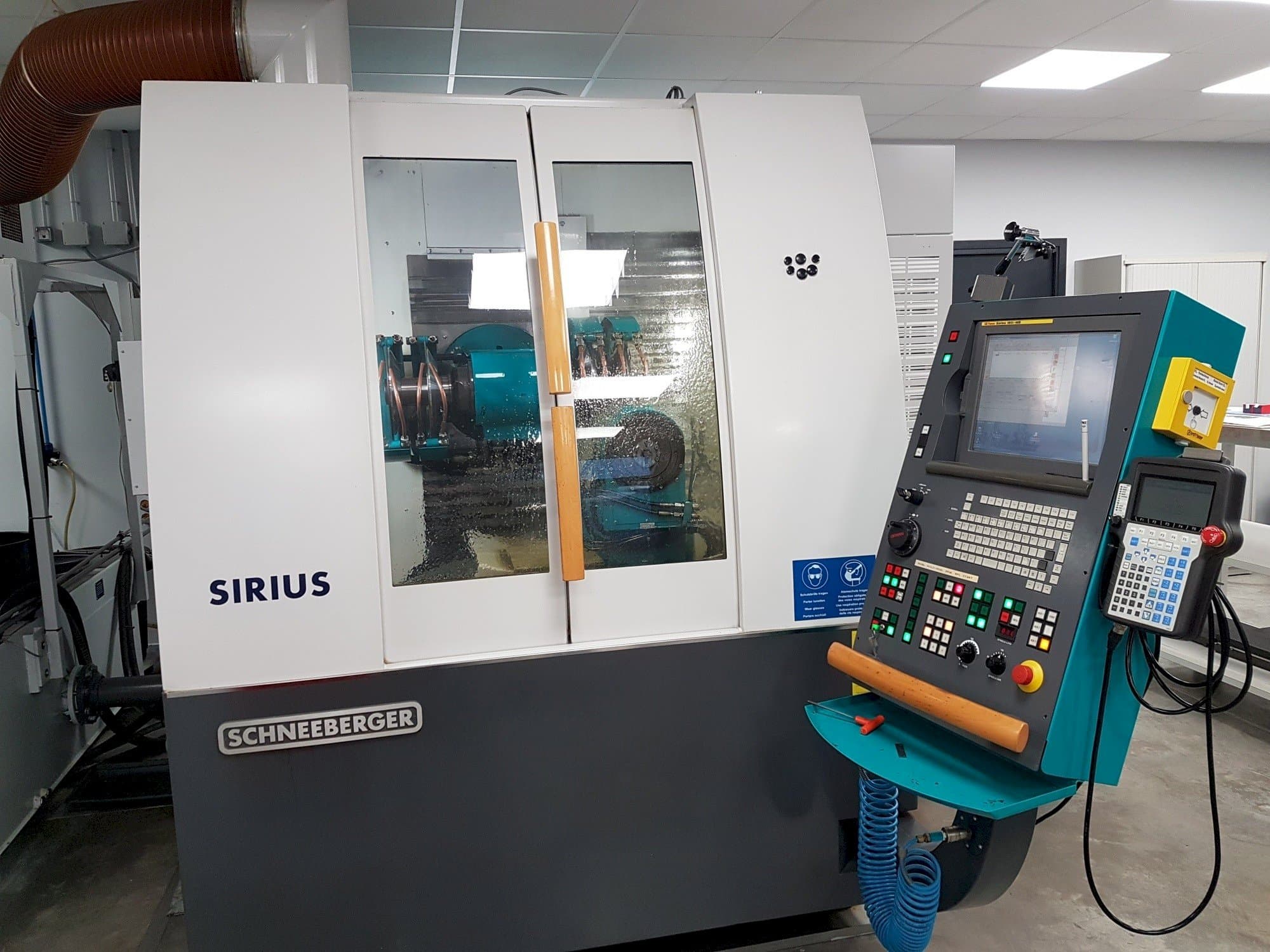 Front view of Schneeberger Sirius HPM machine