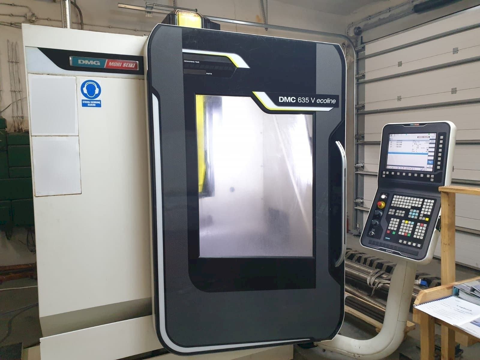 Front view of DMG DMC 635 V ecoline machine