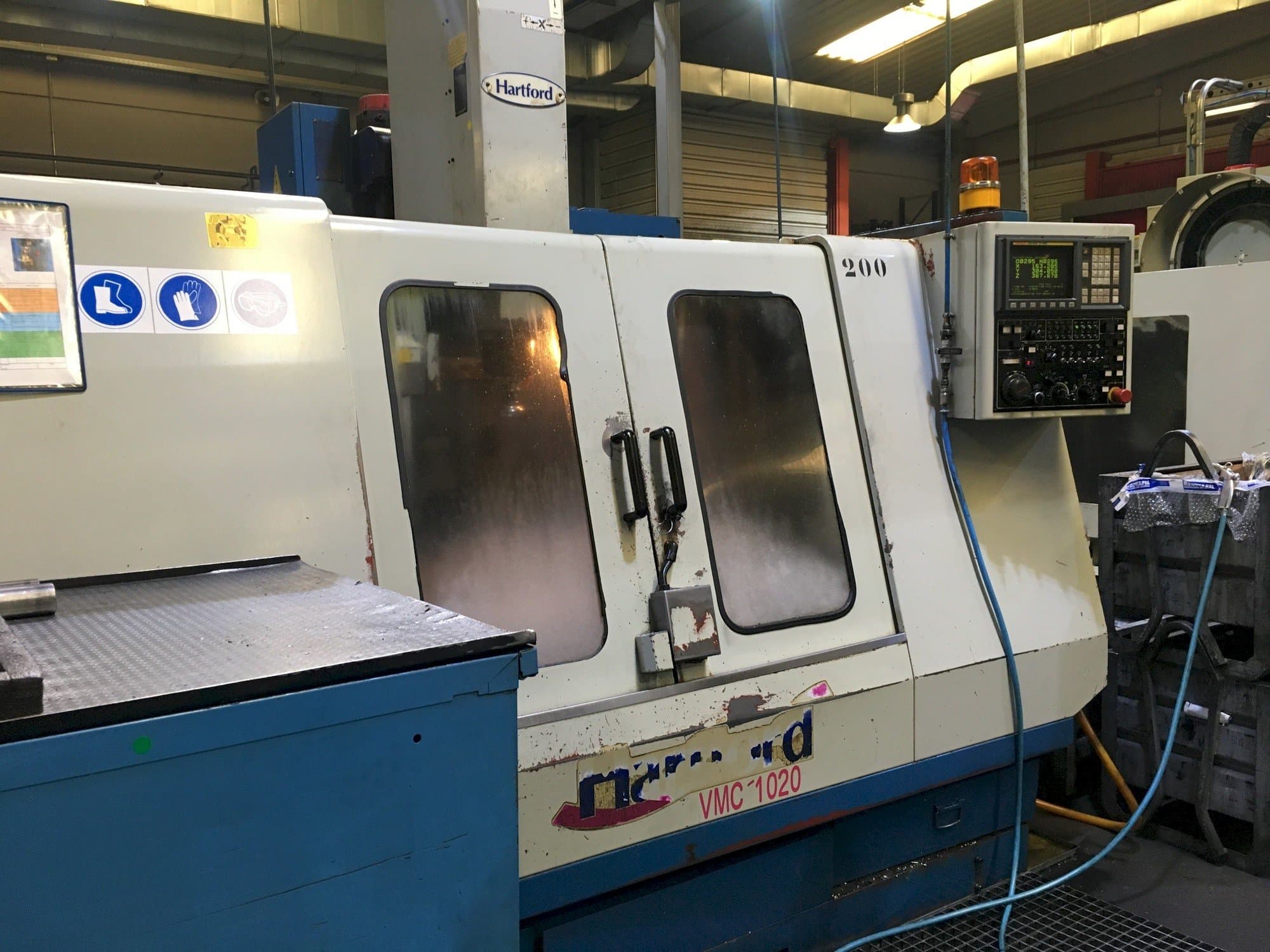 Front view of Hartford VMC-1020S  machine