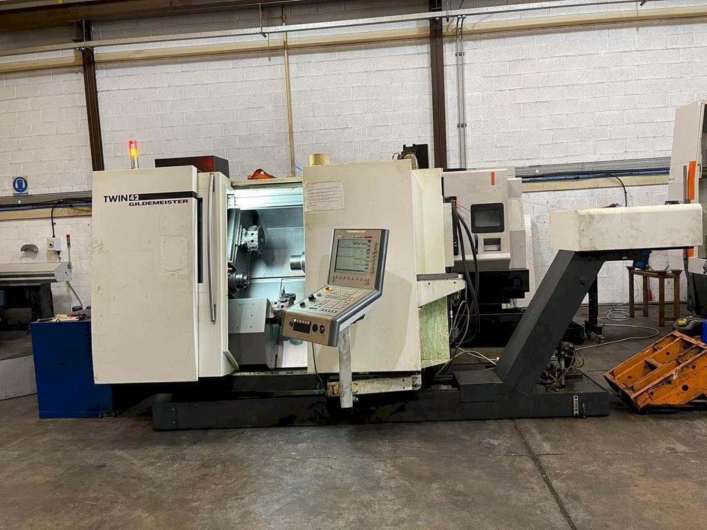 Front view of DMG GILDEMEISTER TWIN 42 Rg1 machine