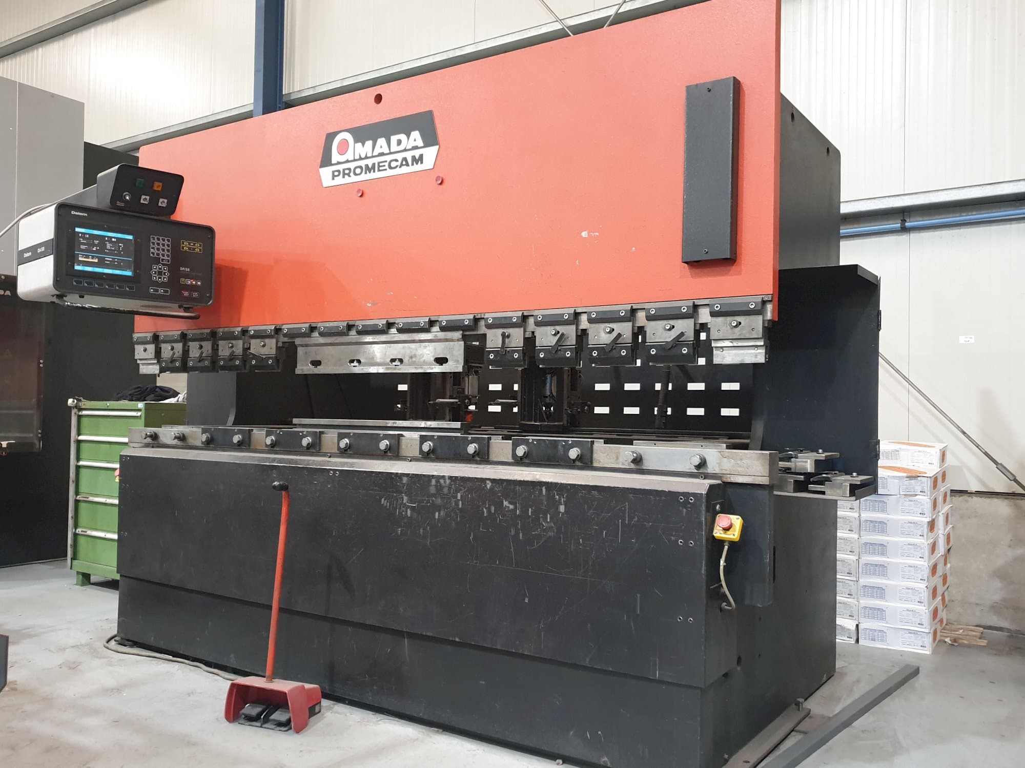 Left view of AMADA APX 3000 X 100 T Machine