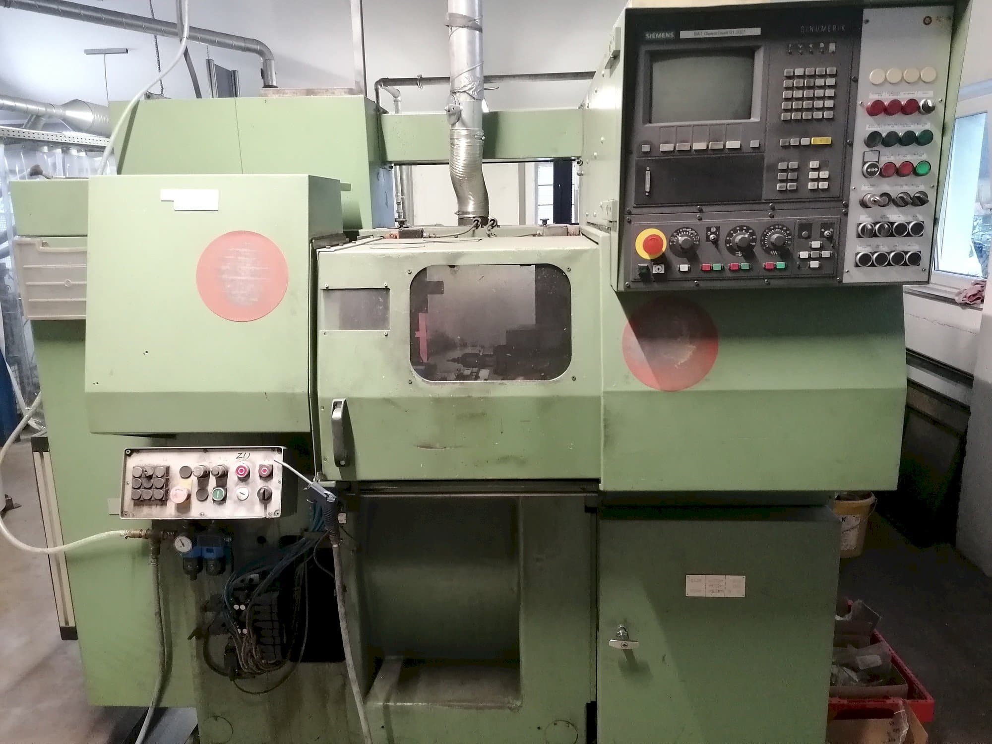 Front view of Scherer - Feinbau Snc 100 (1999)  machine