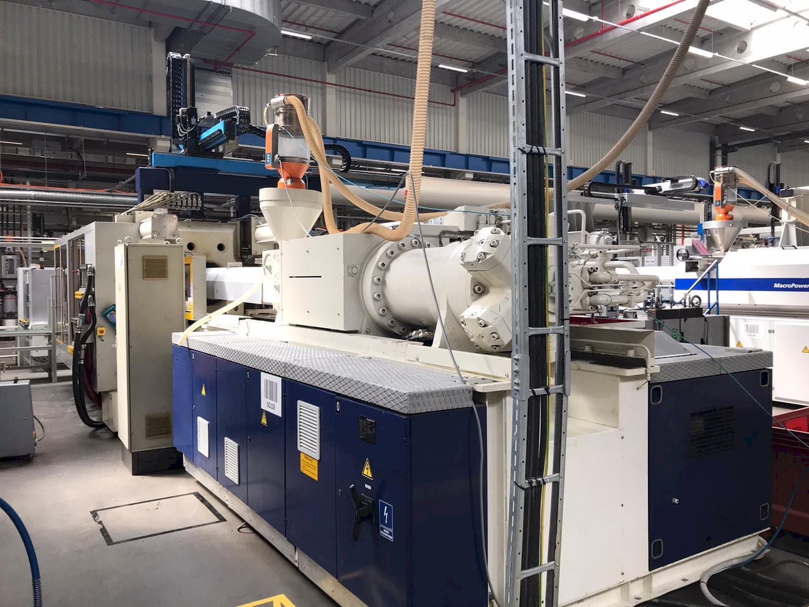 Front view of Krauss Maffei 800-8000 MC machine