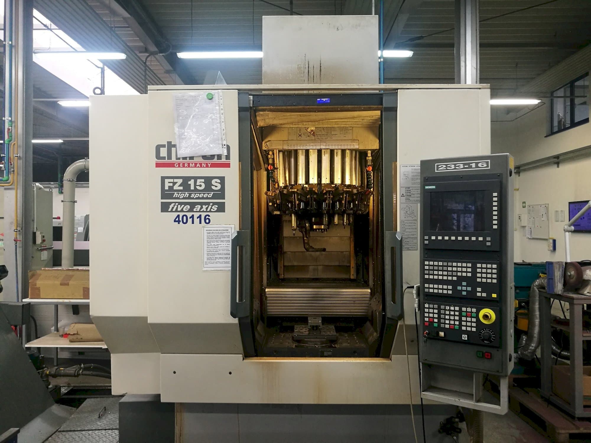 Front view of CHIRON FZ15S machine