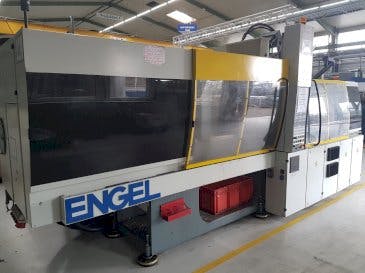 Front view of Engel VICTORY 650H/330W/150 COMBI  machine