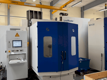 Front view of HELLER MCH 300 + MCH 300 C + 22 pallet system machine
