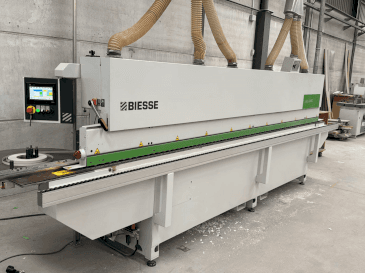 Front view of BIESSE Jade 240 machine