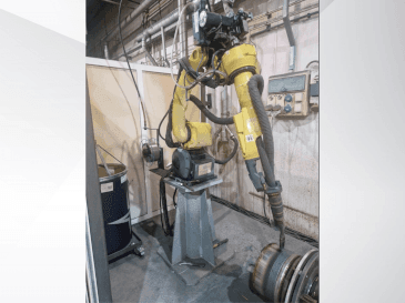 Front view of FANUC ARC Mate 100iC machine