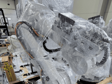 Front view of ABB IRB 4600-45/2.05  machine