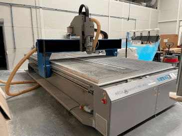 Front view of MECANUMERIC PRO 4020  machine