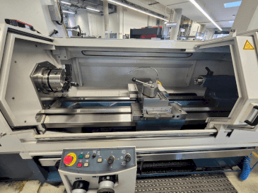 Front view of Romi C 510 machine
