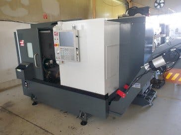Front view of HAAS ST-20  machine