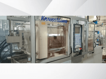 Front view of Krauss Maffei 125-520 C1 machine