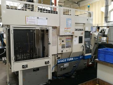 Left view of Okuma SPACE TURN LB250T Machine