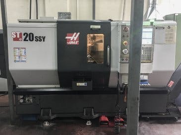 Front view of HAAS ST-20SSY Machine