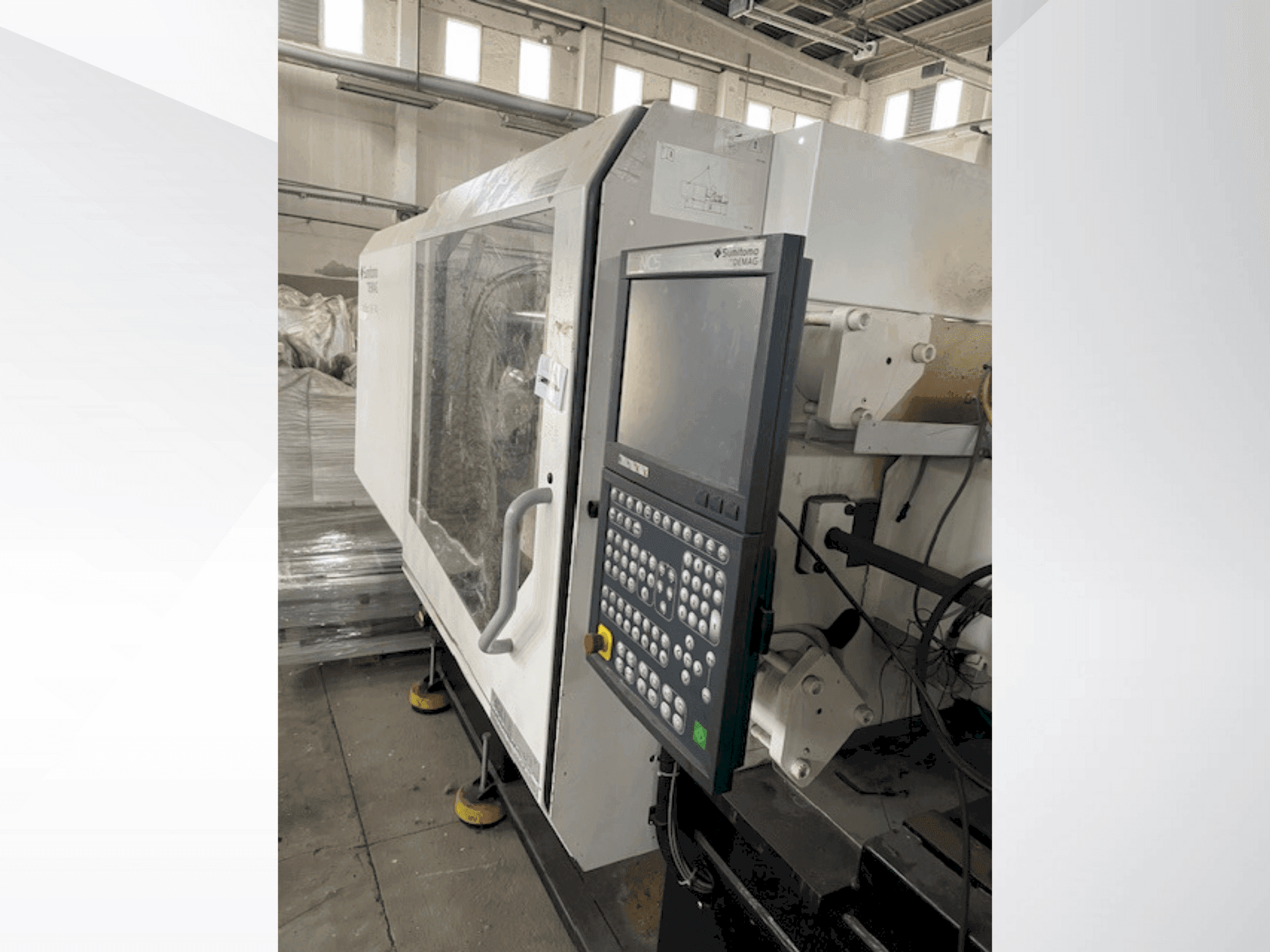 Front view of SUMITOMO SHI DEMAG IntElect 160/520-340 smart machine